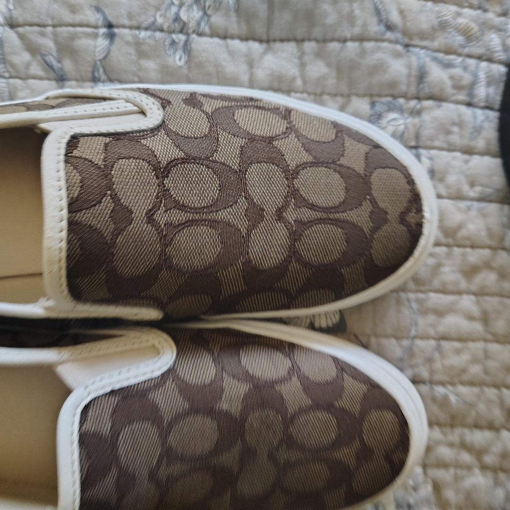 Patterned Brown Slip-On Sneakers
